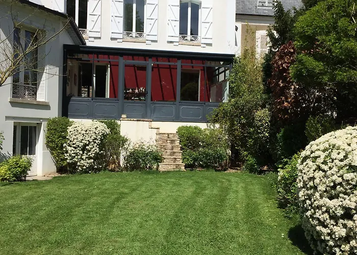 Maison d'Hôtes Joussaume Latour