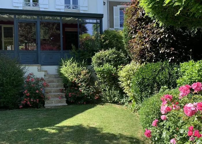 Maison d'Hôtes Joussaume Latour